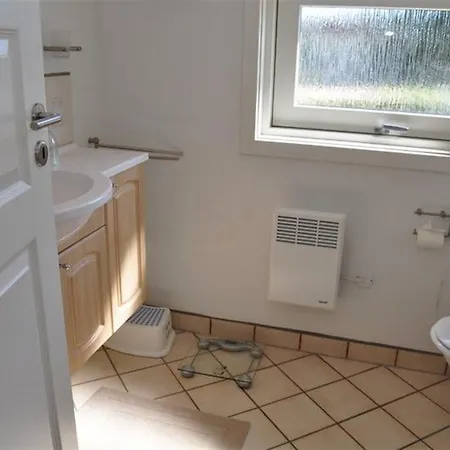 Holiday home Three-bedroom Holiday In
